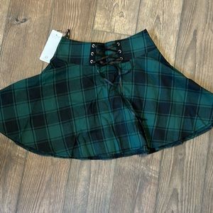 St pattys plaid skirt- never warn brand new